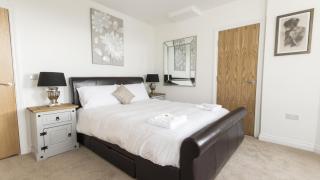 Captains Quarters 4 Apartment - 6