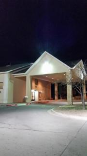 Travelodge by Wyndham Belen - Belen - 9