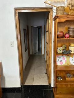 Casa ubicada en Monte hermoso, cómoda y con buena ubicación, entrada de autos, parrilla y más - Monte Hermoso - 6