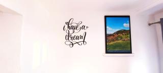 Studio 24m2 cosy, 5min centre, 15min gare, Lit Queen Size NETFLIX et WIFI, parking, boite a clés pour arrivée tardive - Gîtes La Tarine - 5