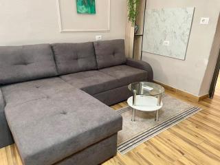Quite and Modern Studio - Tirana - 2