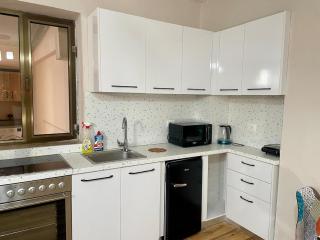 Quite and Modern Studio - Tirana - 1