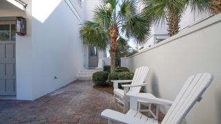 Beach Bliss on 30A By Stay on 30A, Golf cart, Bikes - Seagrove Beach - 4