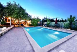 Luxury Villa Robinson with Pool & Jacuzzi - Ždrelac - 5