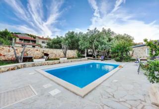 Luxury Villa Robinson with Pool & Jacuzzi - Ždrelac - 0