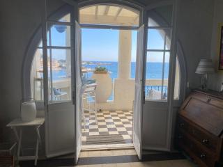 Villa Les Algues, les pieds dans l'eau sur la plage de Rènecros - Bandol - 2