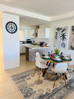Coin de Mire Beachfront Duplex - Cap Malheureux - 1