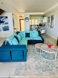Coin de Mire Beachfront Duplex - Cap Malheureux - 2