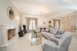 Irene Luxury Villa - 7