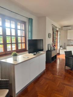 Casa di Zoe apartment - Punto di sosta x bikes auto e moto a 20 minuti dall'autostrada - parcheggio privato - giardino con barbecue - - Civita Castellana - 7