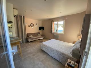 STUDIO pied village EZE - dans VILLA - Parking Gratuit - Eza - 5