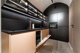 Modern Apartment in the Heart of the City - Košice - 7