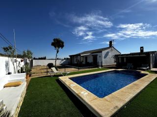 Chalet with pool in Roche - Cádiz - 2