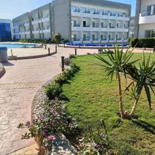 Furnished Chalets for Rent in Cecilia Resort Furnteched, kitchenee, Near Airport - Hurghada - 7