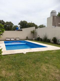 Quincho con pileta - Barrio Félix U Camet - 8