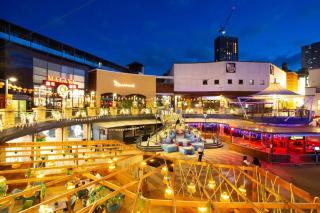 City Centre Gem With Nightlife - Birmingham - 0