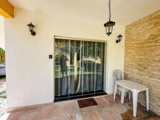 Residencial IL Pevero, condomínio com piscina e área gourmet a uma quadra da Praia de Taperapuã aptos com 2 quartos - Porto Seguro - 1