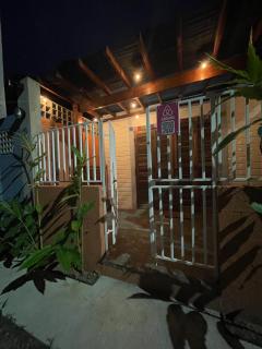 Casa Cubo - Casa completa a 500m da praia de Barê - São Sebastião - 1