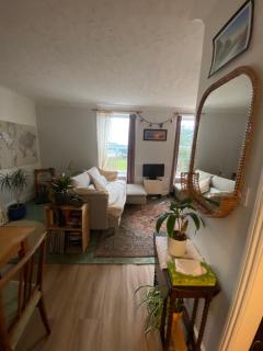 One-bedroom Apartment Sea Views - 4
