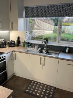 Willow's Cottage - 1