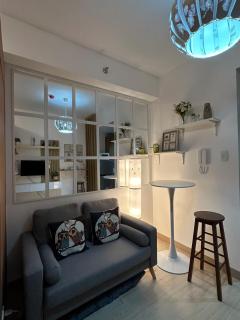 1BR Ayala Makati Apartment at Lush Residences - Manila - 9