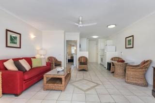 On Palm Cove Beachfront Apartments - Palm Cove - 1