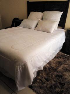 Emakhonkosi Guest House - 1