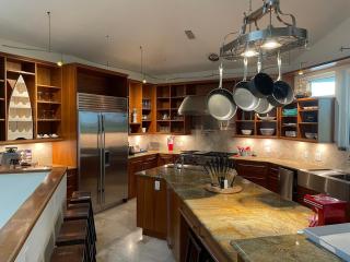 Oceanfront Paradise, Heated Pool, 2 Master Suites - 1