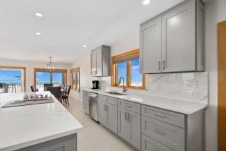 Beachfront Palace Saint Kyrollos VI by Sun Palace Vacations - Fort Myers Beach - 3