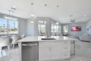Sunsational Sunsets by Sun Palace Vacations - Fort Myers Beach - 4