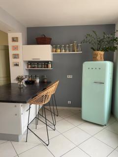 Beautiful and spacious T4 with garage, great location - Dijon - 6