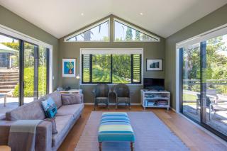 Art Lovers Retreat - Stay Waiheke - Onetangi - 6