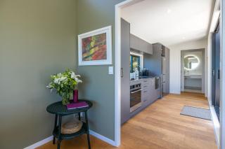Art Lovers Retreat - Stay Waiheke - Onetangi - 2