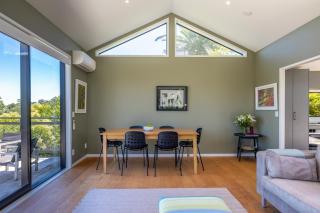 Art Lovers Retreat - Stay Waiheke - Onetangi - 3