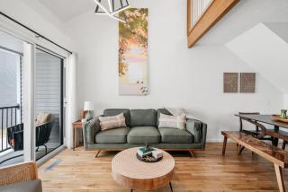 Japandi, 3BD Townhome Near Downtown, Beach and Wineries - 8