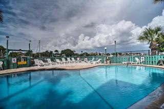Bayfront Clearwater Beach Condo with Pool Access! - Clearwater Beach - 8