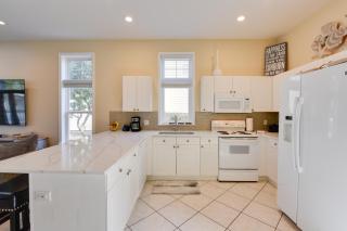 Breathtaking Santa Rosa Beach Home Less Than 1 Mi to Gulf! - Santa Rosa Beach - 2