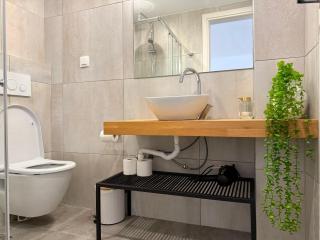TH0 Futuristic Luxury two bedrooms Apartments with High-Tech Amenities - Atene - 7