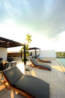 Studio at best location, enchanting roof top with infinity pool - 4