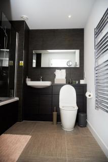 Luxury 2 Bedroom and bathroom in Central Manchester With Balcony - Manchester - 6