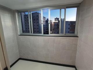 Apartamento 304, com dois quartos e com otima localizacao - Salvador - 2