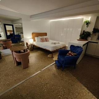 London loft by let it b travel - London - 7
