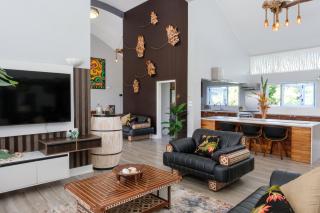 Luxury Hilltop Dual Villas With Stunning Sea Views & Pools ! - Lauwaki - 2