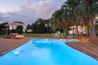 Paradis Sur Terre Luxury Villas with Pools and Views 5 mins to private beach - Lauwaki - 3