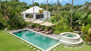 Villa Yenian by Villa Finder - Canggu - 9