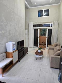 Villa Hollandia - - 5