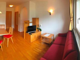 Apartment in Goldrain with Pool & Mountain Views - Laces - 5