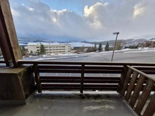 Appartement spacieux avec terrasse et garage, accès piscine - FR-1-814-88 - Besse-et-Saint-Anastaise - 2