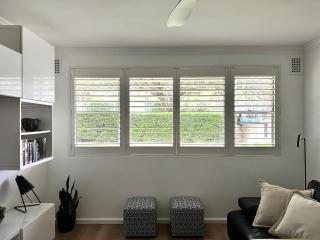 Quiet Little Manly 1 bed - 3mins walk Harbour & Beaches - 6