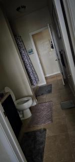 2 Master Bedrooms, Gated Community by UNF - 6